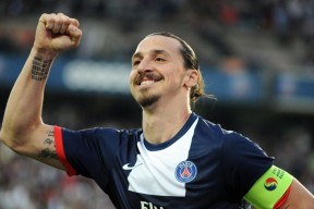 2026世界杯-新规迷雾笼罩科维托娃赛，赛况扑朔迷离，加拿大队争议引爆舆论